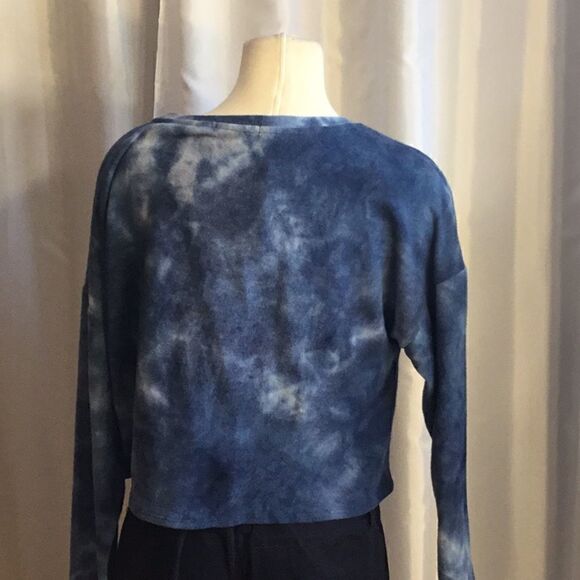 LOVE J crop long sleeve fleece in large DBR3 - Picture 9 of 13